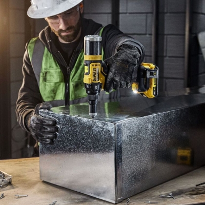 Акумулаторна нитачка за поп-нитове DeWALT DCF403D2GT, 18 V, 1.7 Ah, 10 kN, 2.4-4.8 мм