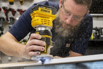Акумулаторна оберфреза DeWALT DCW600N, 18 V, 16000-25500 об/мин, ф 6-8 мм, без батерии и зарядно устройство