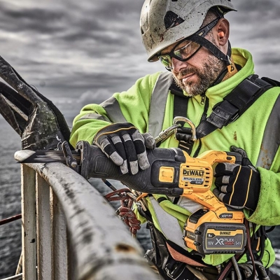 Акумулаторен саблен трион DeWALT DCS389NT, 54 V, 0-3000 хода/мин, 28.6 мм, без батерии и зарядно устройство