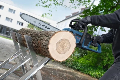 Акумулаторен верижен трион Bosch Professional GKE 18V-40, 18 V, 360 мм, 3/8", без батерии и зарядно устройство (06008D3000)