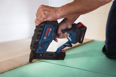 Акумулаторен такер Bosch Professional GTH 18V-38 м, 18 V, 5.8 мм, 10-38 мм, без батерии и зарядно устройство (0601482500)