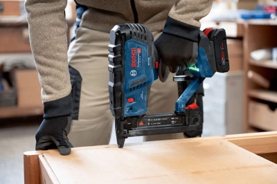 Акумулаторен такер Bosch Professional GTH 18V-38 м, 18 V, 5.8 мм, 10-38 мм, без батерии и зарядно устройство (0601482500)