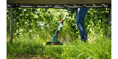 Акумулаторен тример за трева Bosch UniversalGrassCut 18V-26-500, 18 V, 2 Ah, 26 см, без батерии и зарядно устройство (06008C1F04)