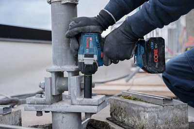 Акумулаторен ударен гайковерт Bosch Professional GDS 18V-750 C, 18 V, 5 Ah, 750 Nm, 1/2" (06019L9003)