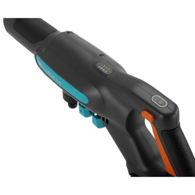 Акумулаторна водоструйка Gardena AquaClean 24/18V P4A, 18 V, 2.5 Ah, 250 л/ч., 24 бара (14800-20)