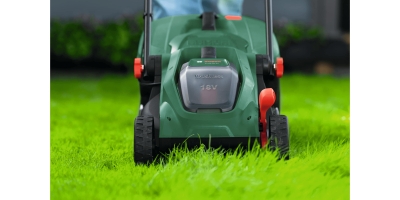 Акумулаторна косачка за трева Bosch Rotak 18V-32, 18 V, 4 Ah, 32 см, 150 м2, 35 л (06008B9P00)