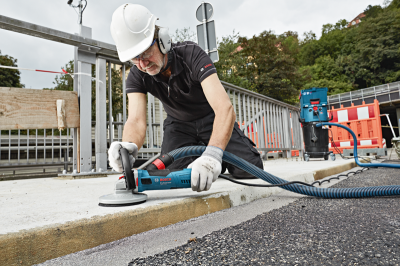 Машини за шлайфане на бетон BOSCH GBR 15 CA Professional, 1500W, 9300об/мин, 125мм (0601776000)
